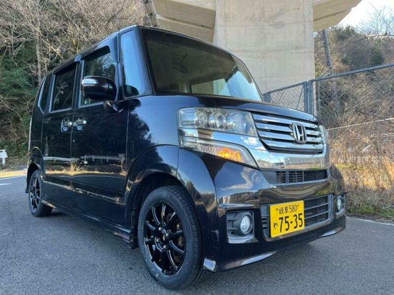 N BOX CUSTOM