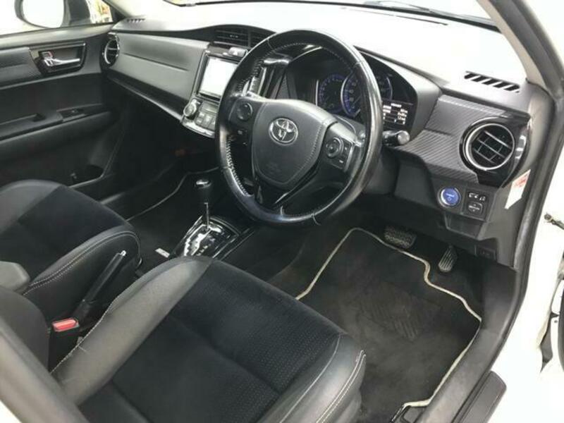 COROLLA FIELDER