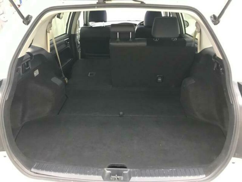 COROLLA FIELDER