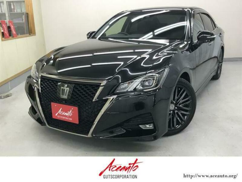 TOYOTA CROWN