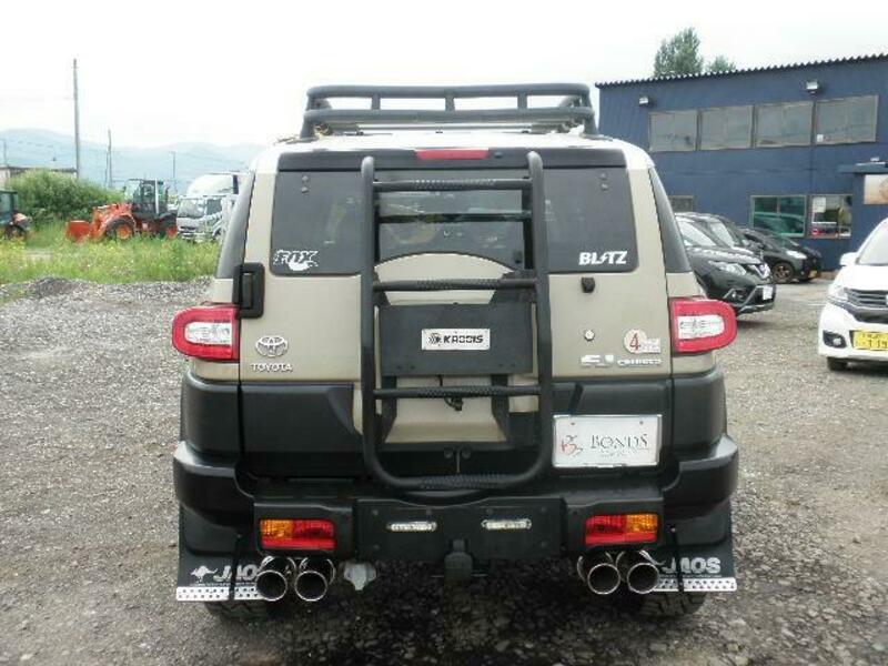 FJ CRUISER
