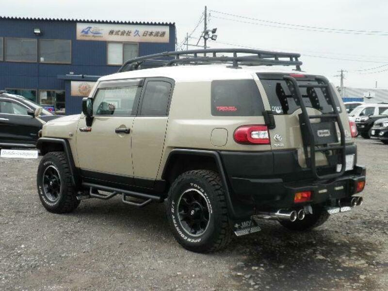 FJ CRUISER