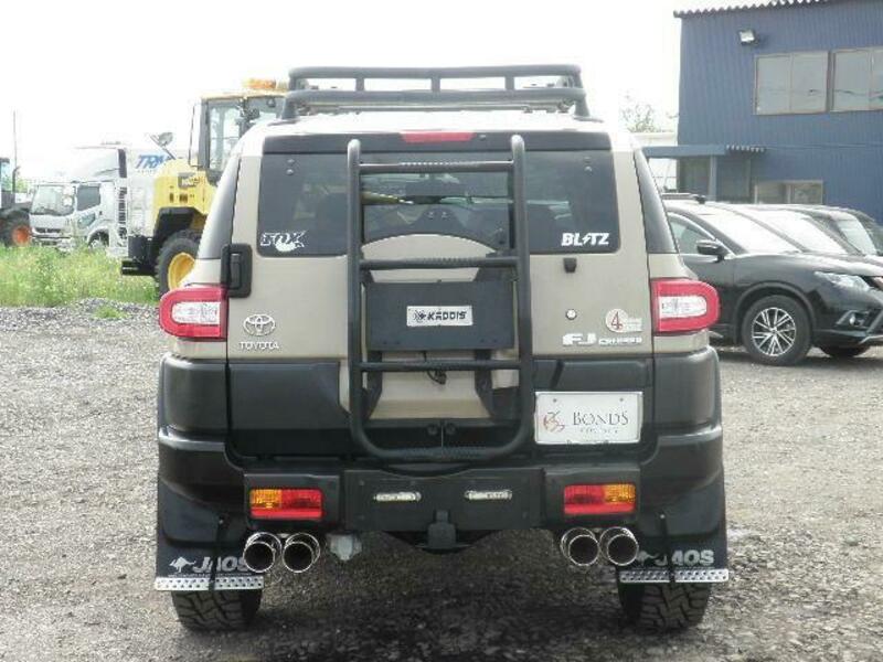FJ CRUISER