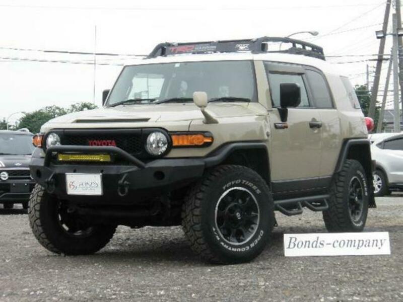 TOYOTA FJ CRUISER