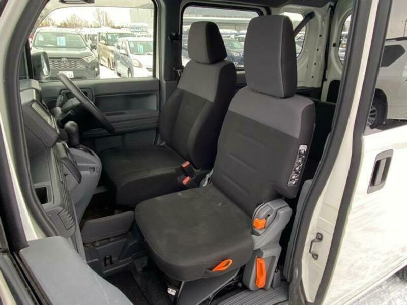 N-VAN