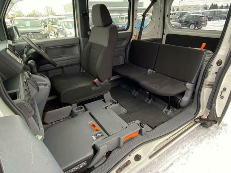 N-VAN