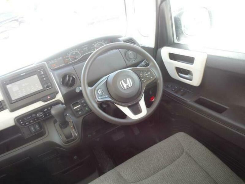 N BOX