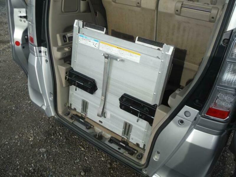 N BOX PLUS
