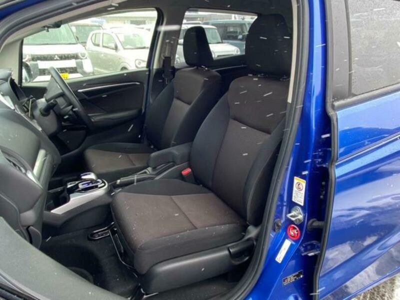 FIT HYBRID