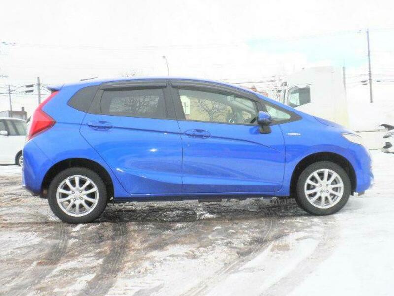 FIT HYBRID