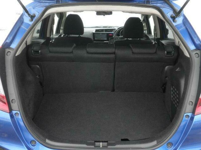 FIT HYBRID
