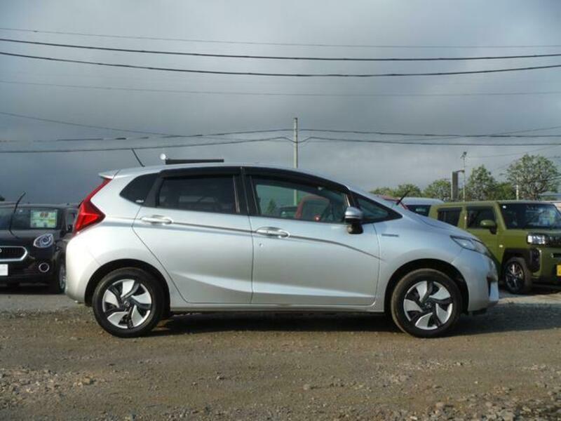 FIT HYBRID