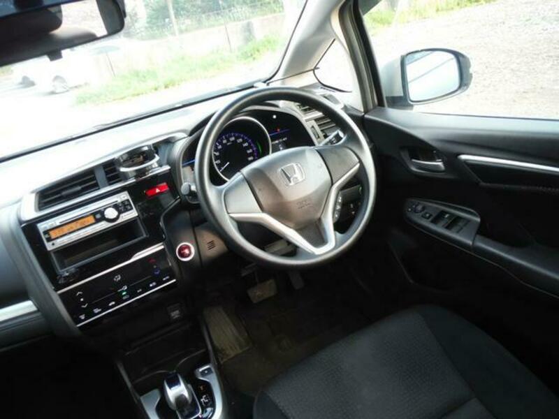 FIT HYBRID