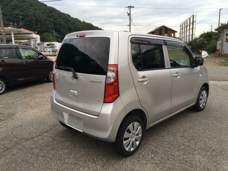 WAGON R