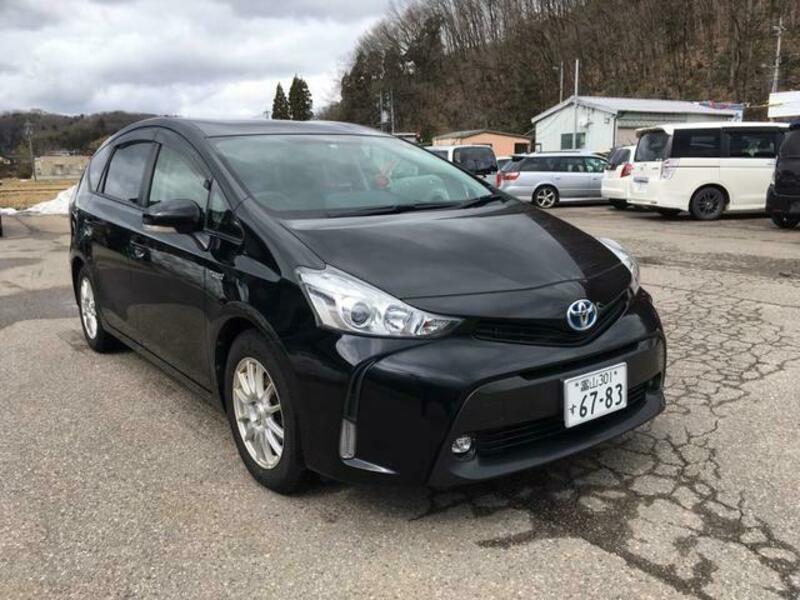 PRIUS ALPHA