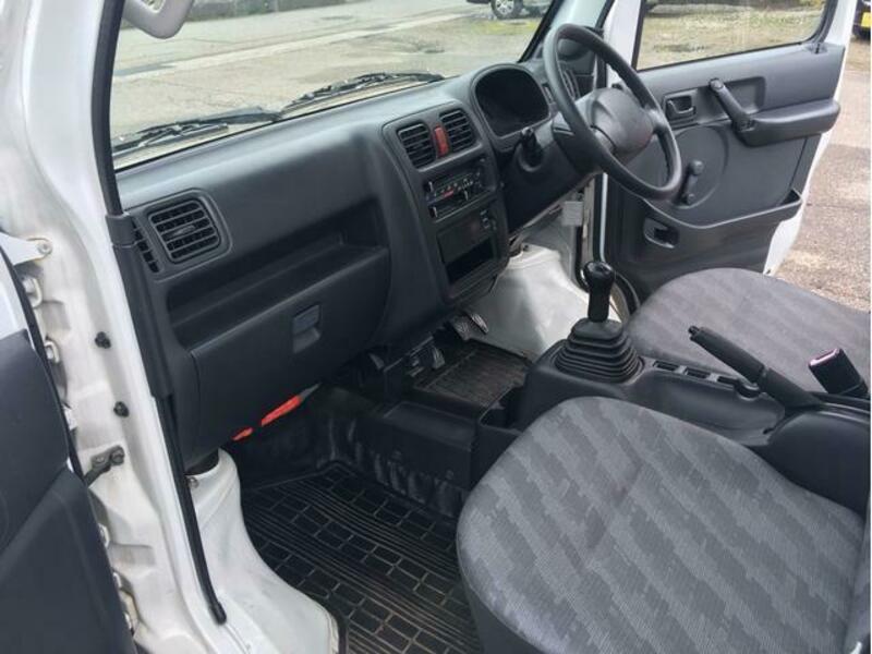 CARRY TRUCK