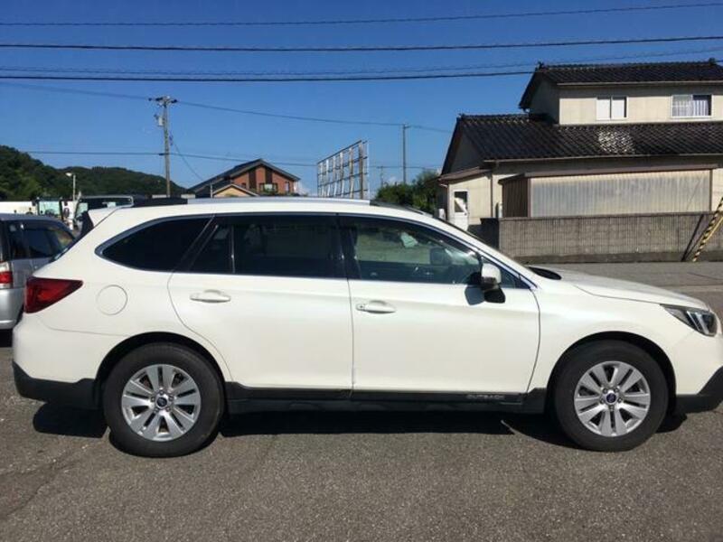 LEGACY OUTBACK