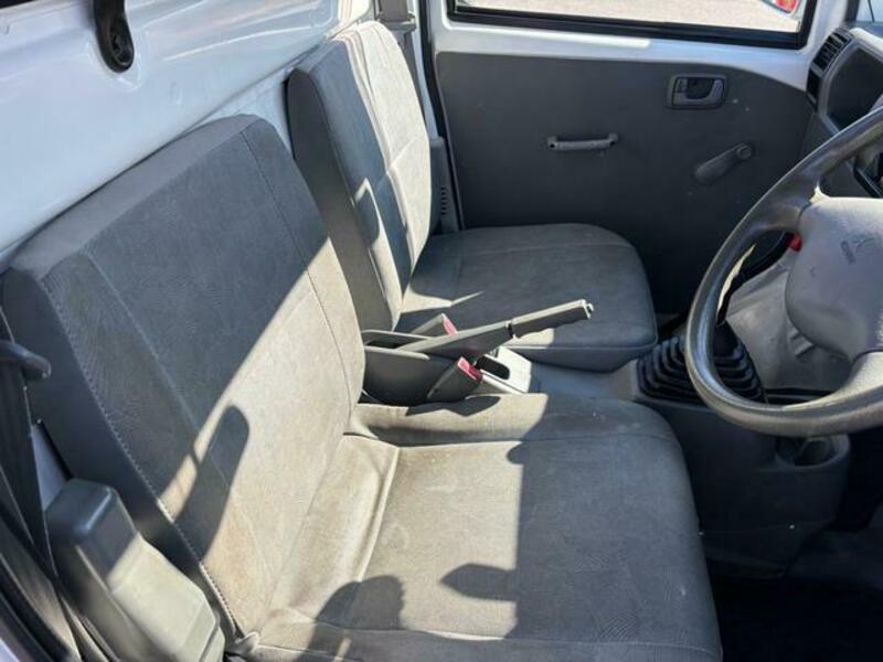 MINICAB TRUCK