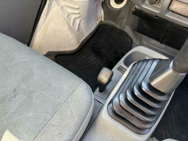 MINICAB TRUCK