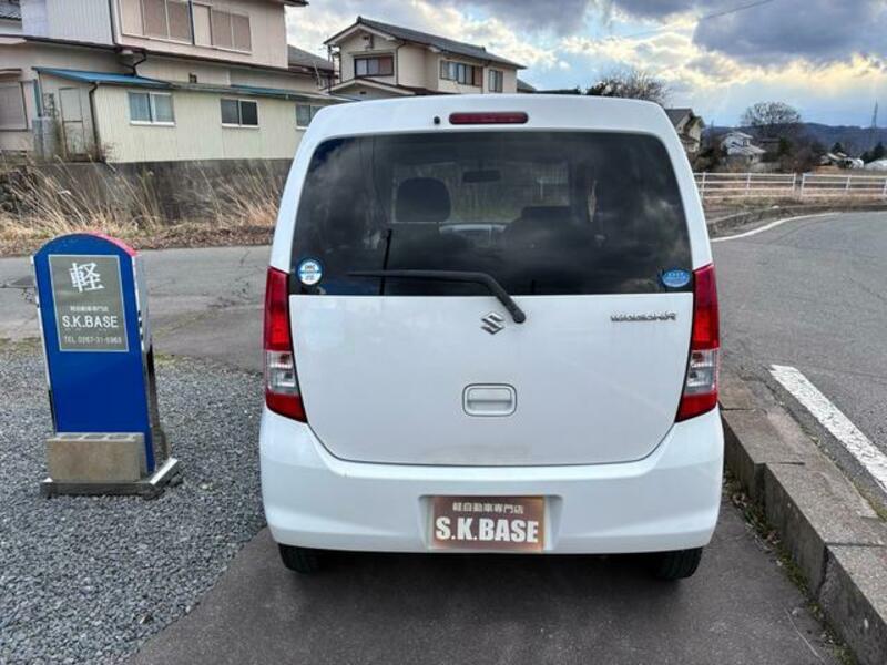 WAGON R