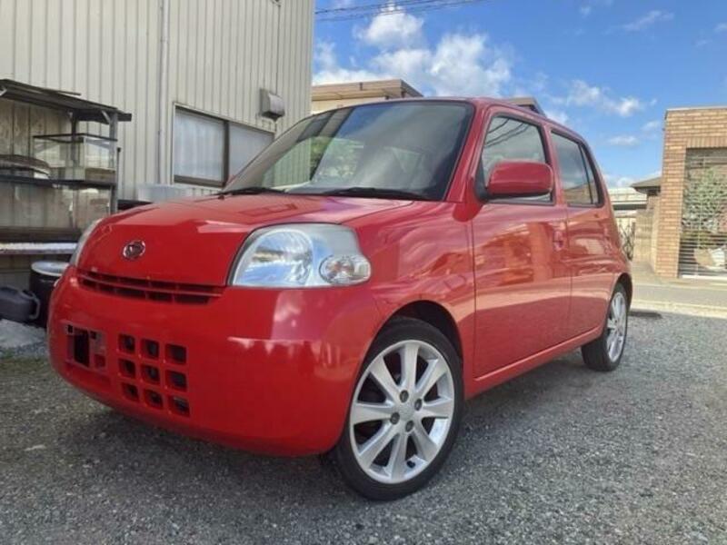 DAIHATSU ESSE