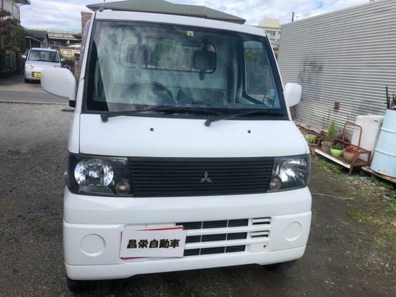 MINICAB TRUCK