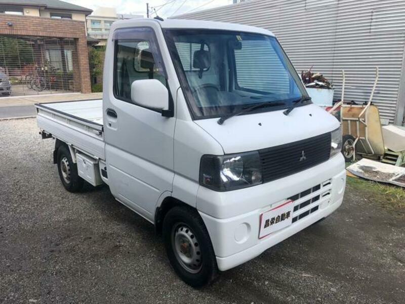 MINICAB TRUCK