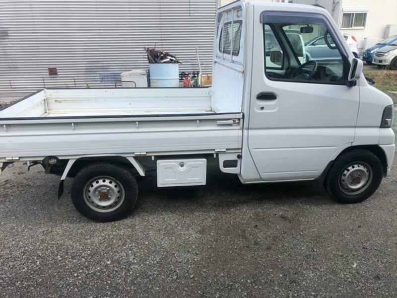 MINICAB TRUCK