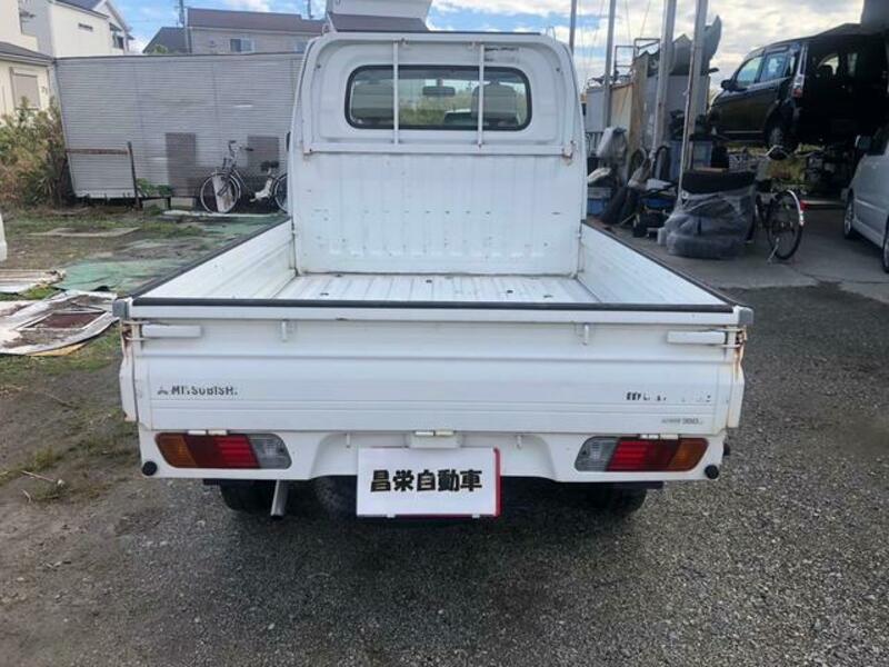 MINICAB TRUCK