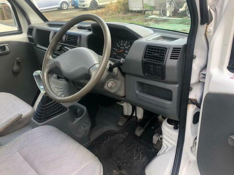 MINICAB TRUCK
