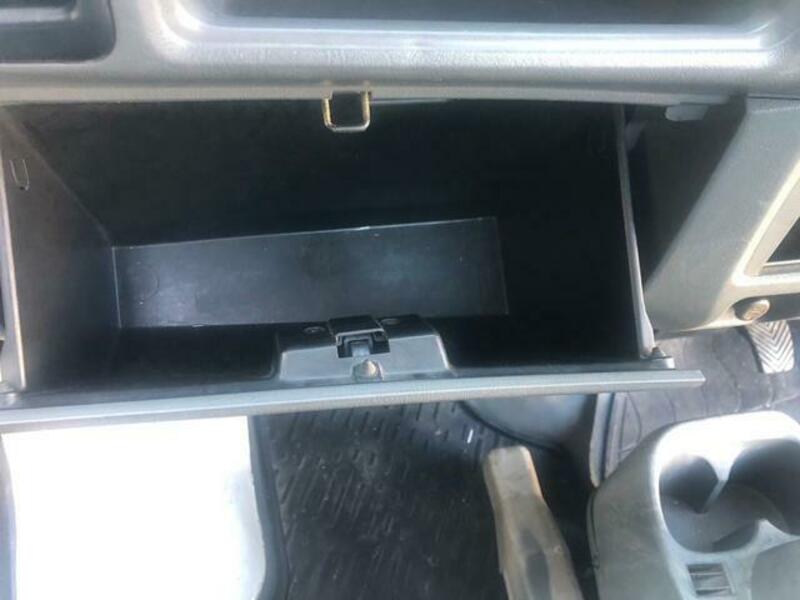 MINICAB TRUCK