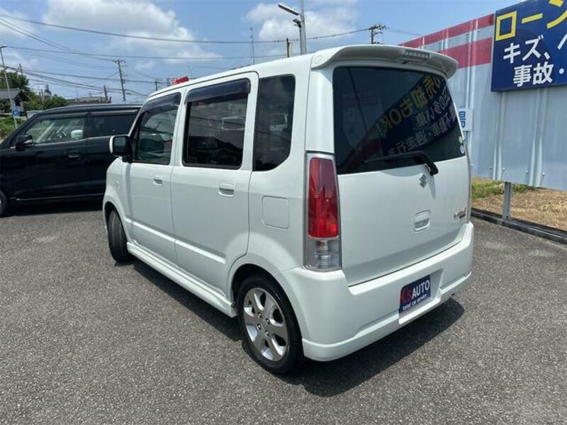 WAGON R