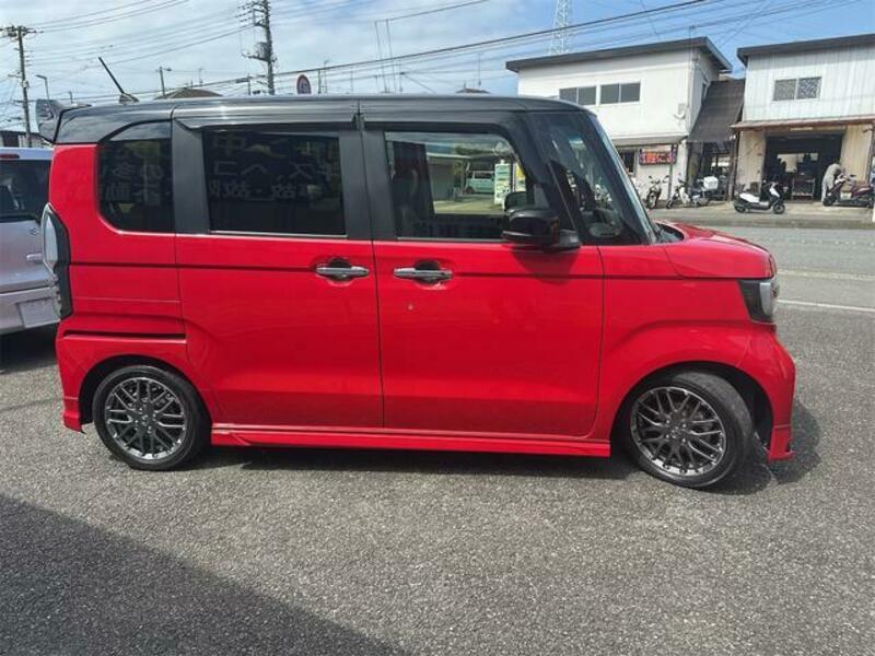 N BOX CUSTOM