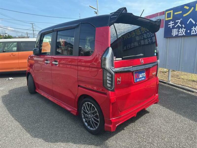 N BOX CUSTOM