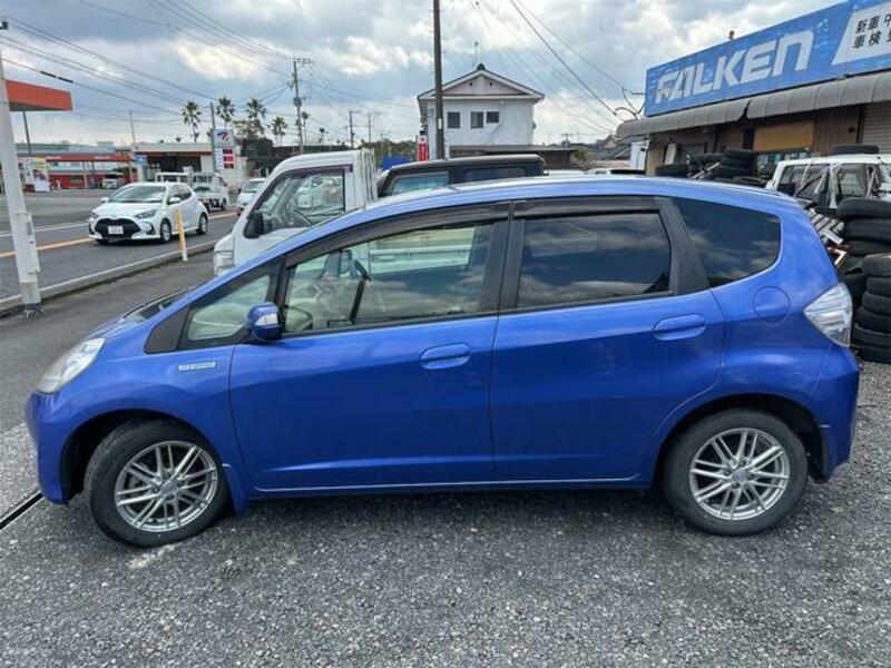 FIT HYBRID