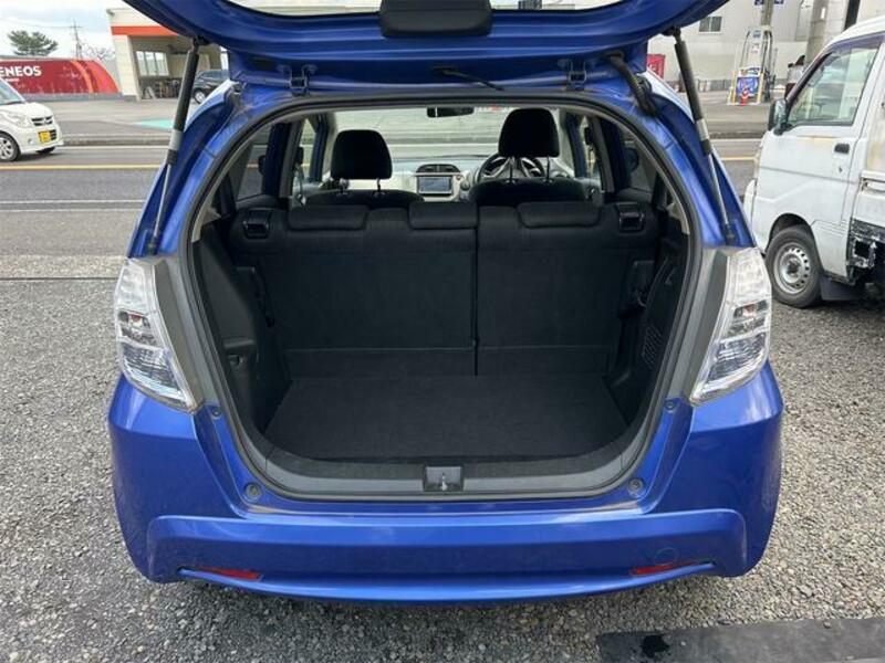 FIT HYBRID