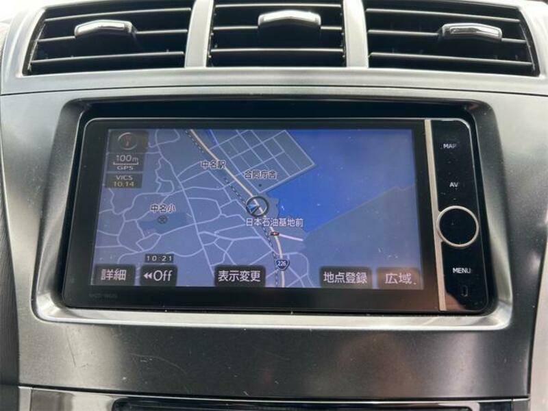 PRIUS ALPHA