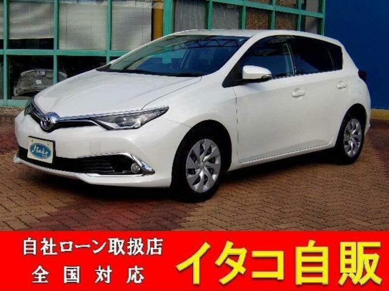TOYOTA AURIS