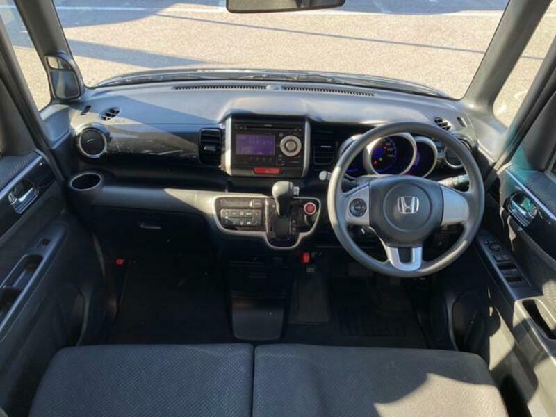 N BOX CUSTOM