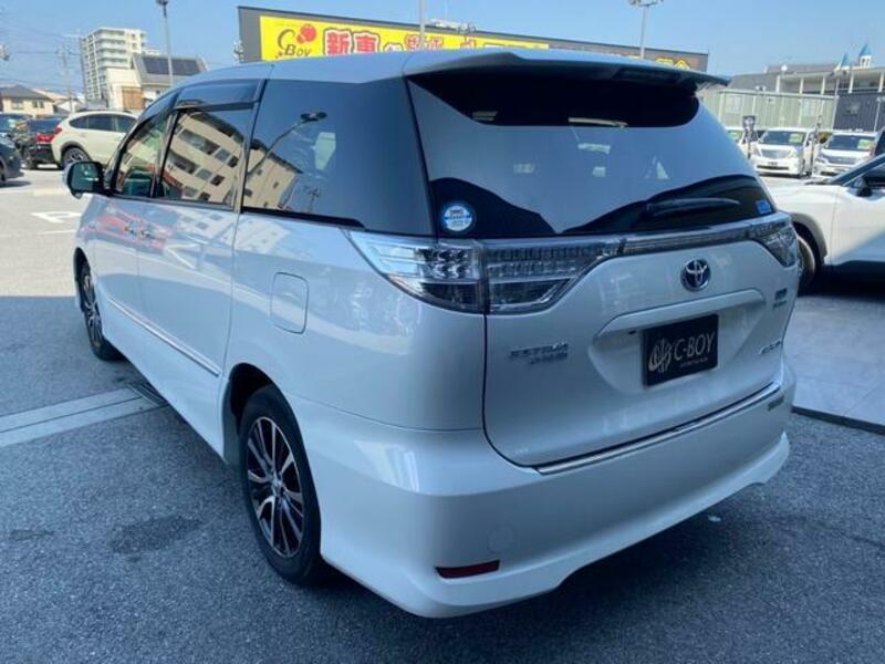 ESTIMA HYBRID