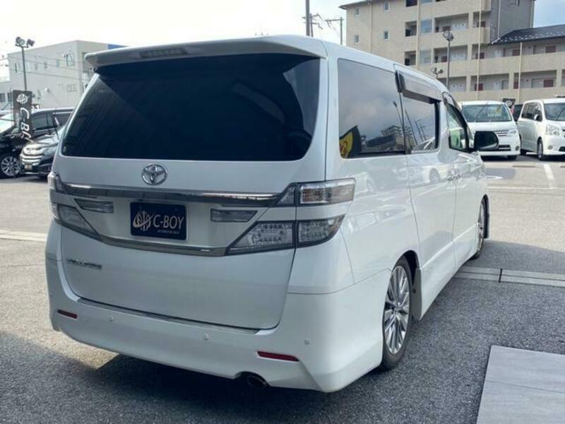 VELLFIRE