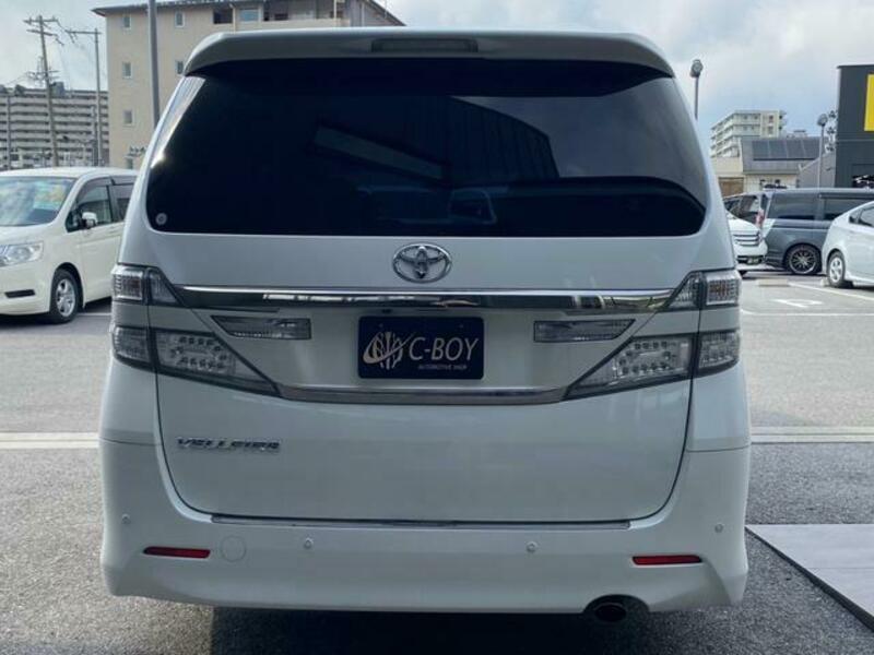 VELLFIRE