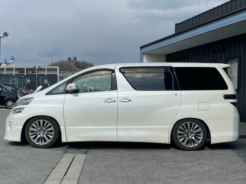 VELLFIRE