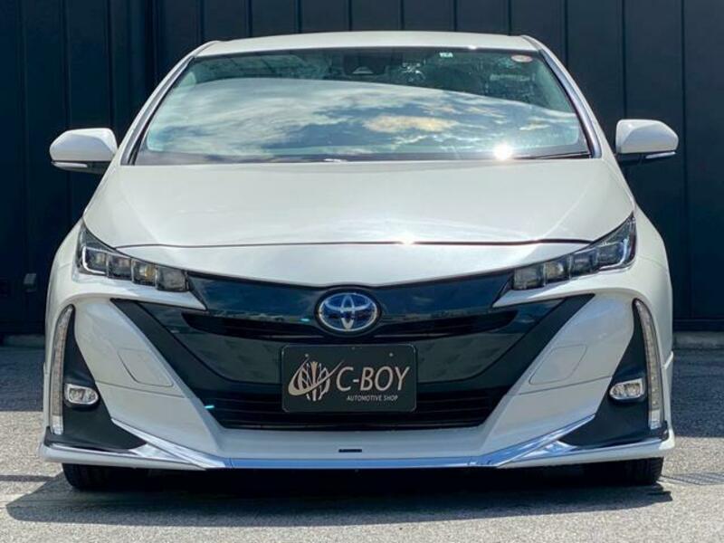 PRIUS PHV