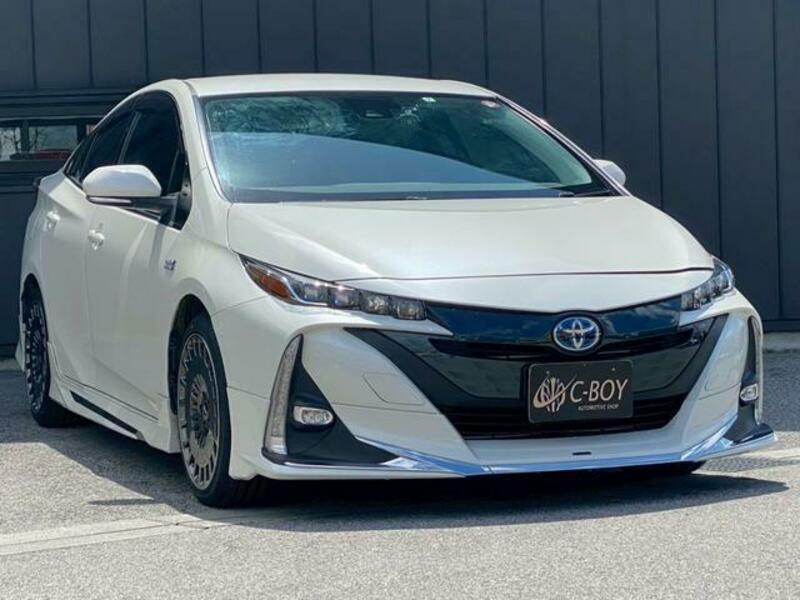PRIUS PHV