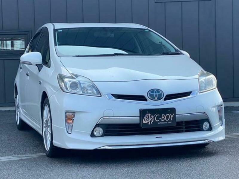 PRIUS PHV