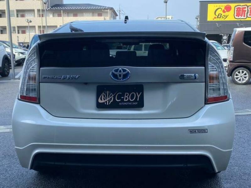 PRIUS PHV