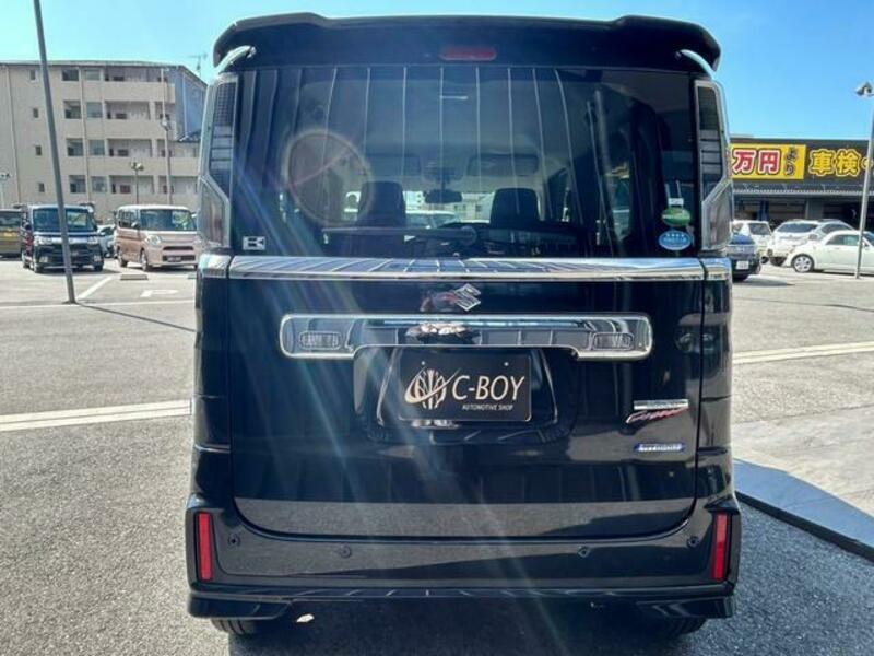 SPACIA CUSTOM