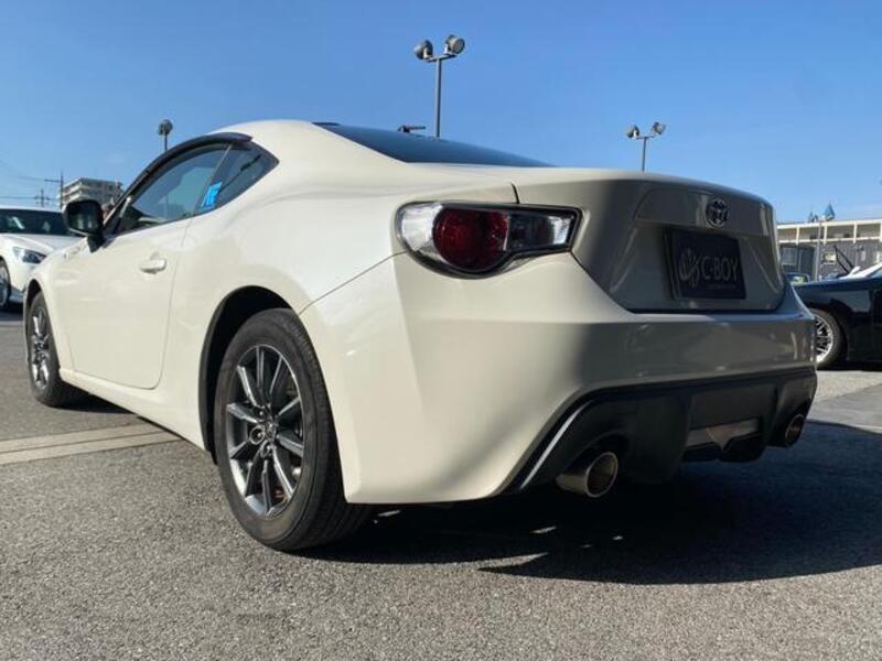 86