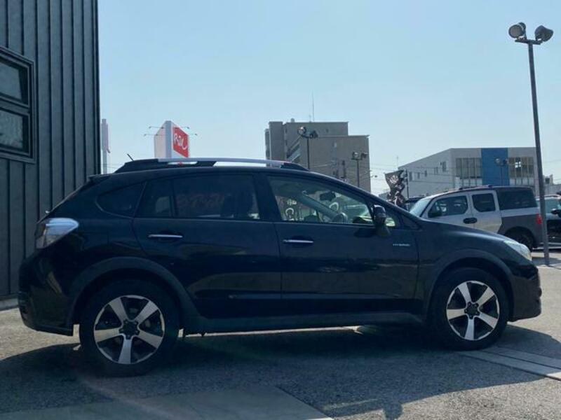 XV HYBRID